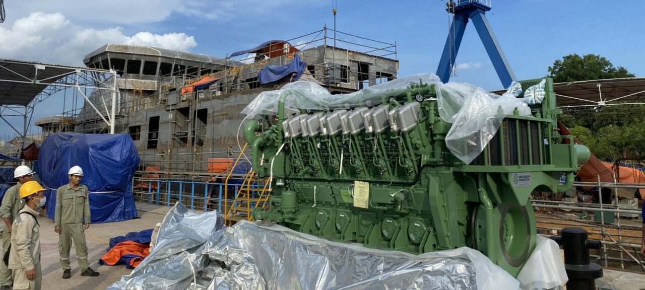 Scillonian IV - Main engine being installed