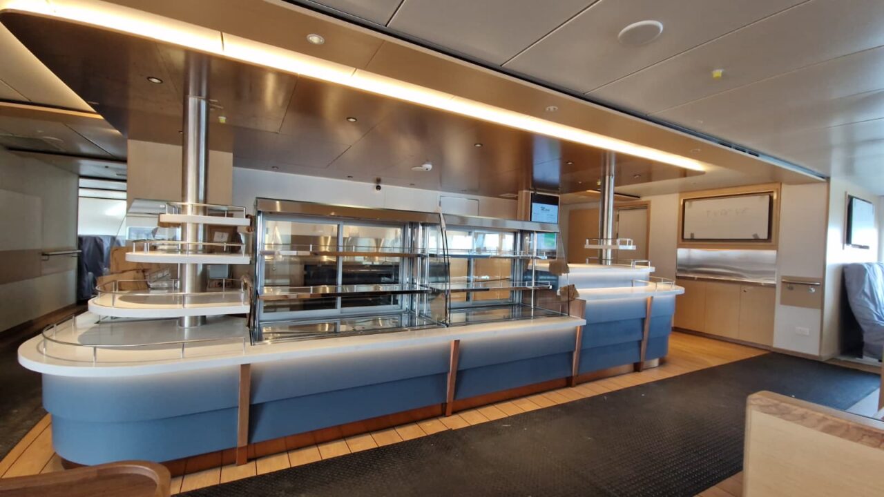 Scillonian IV cafe